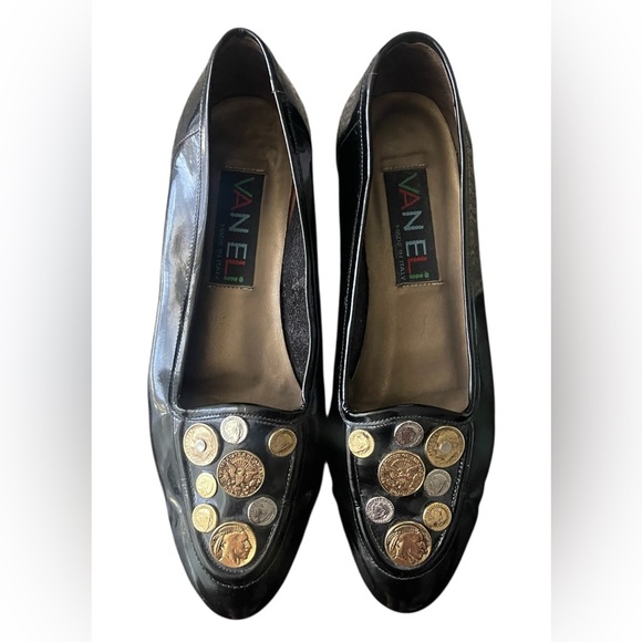 Vintage Vaneli Black and Gold Embellished Loafers - Picture 1 of 9